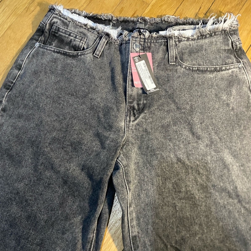 PrettyLittleThing Petite Grey baggy jeans size 6
